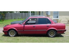 BMW E30 316i/ 320i/ 323i/ 325i 1982-1983 EUROPÉEN COUPE/ BERLINE/ TOURING/ WAGON